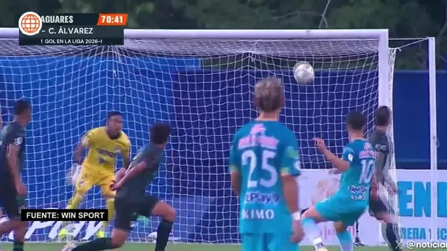 Los peruanos en el exterior tuvieron acción y con distintas suertes. El golero peruano no pudo evitar la caída. | AD