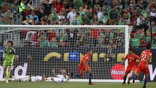 Diario mexicano y un inesperado mensaje tras el quinto gol de Chile-foto-1