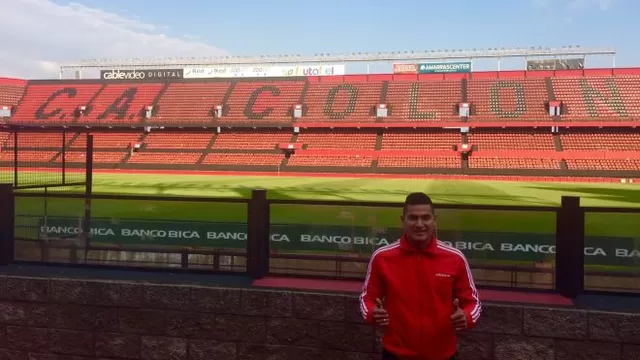 Diego Mayora y su primera imagen en el estadio de Colón de Sante Fe