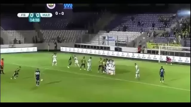 Diego Ribas marcó golazo de tiro libre en el Fenerbahce vs. Olympique