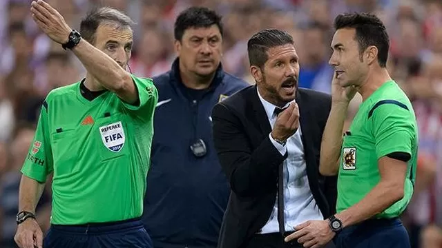 Diego Simeone suspendido 8 partidos por incidente con juez de la Supercopa