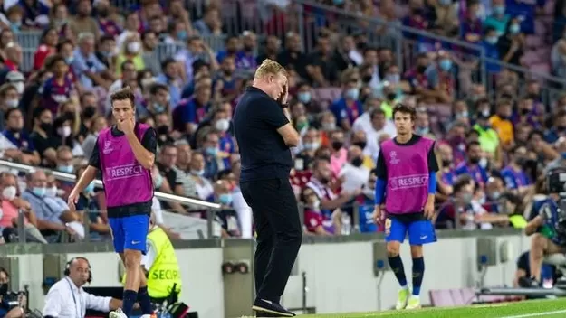 La dirigencia del Barcelona le habría dado una última posibilidad a Koeman tras derrota ante Bayern