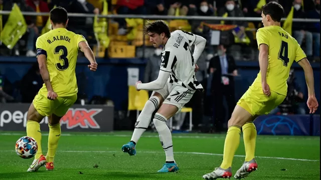 Dusan Vlahovic y su espectacular gol a los 33 segundos en su debut de Champions con Juventus