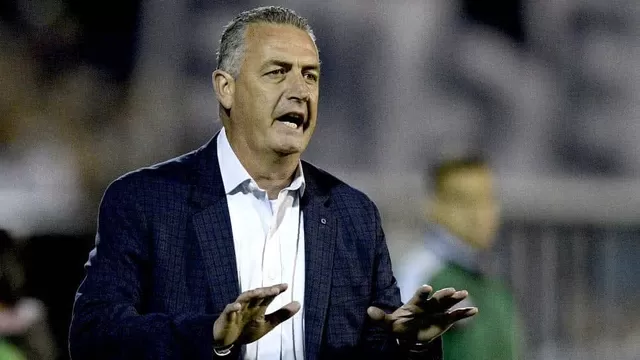 Gustavo Alfaro, entrenador argentino de 58 años. | Foto: AFP