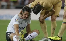 Edinson Cavani se lesionó en el Valencia vs. Barcelona a 22 días del Mundial - Noticias de edinson-cavani