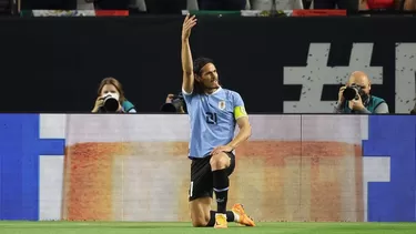 Golazo de Cavani a los 54&#39;. | Foto: AFP/Video: TUDN