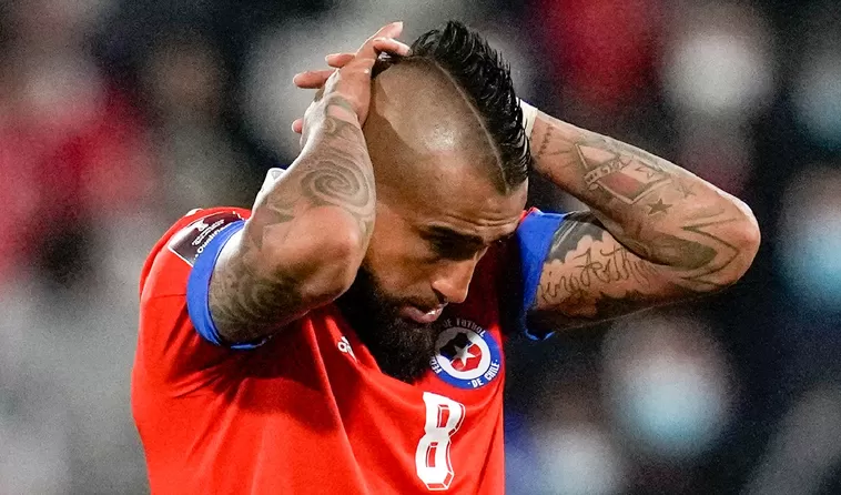Eliminatorias: La FIFA sancionó a Chile por el comportamiento discriminatorio de sus hinchas