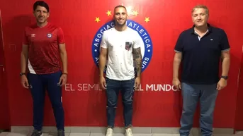 Emanuel Herrera: Argentinos Juniors oficializó el fichaje del delantero