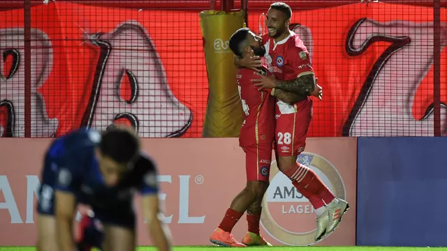 Revive aquí el gol de Emanuel Herrera | Video: Twitter Conmebol.