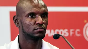 Eric Abidal se suma a Thierry Henry y también se retira del fútbol