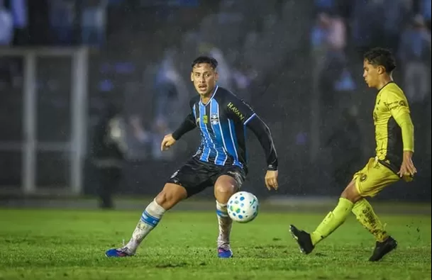 Erick Noriega llegó a Gremio en 20'25 desde Alianza Lima. (Foto: Instagram de Erick Noriega) Erick Noriega llegó a Gremio en 20'25 desde Alianza Lima. (Foto: Instagram de Erick Noriega)