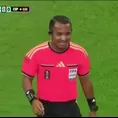 ¡Pasa hasta en el Mundial! El blooper del árbitro con el spray por el que fue reprendido por España