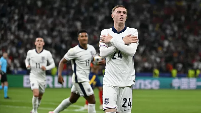 Cole Palmer celebra el tanto que le da el empate a Inglaterra en la final (/ Foto: AFP / Video: ESPN