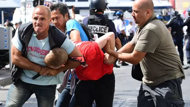 Euro 2016: violento enfrentamiento de los hooligans en Marsella