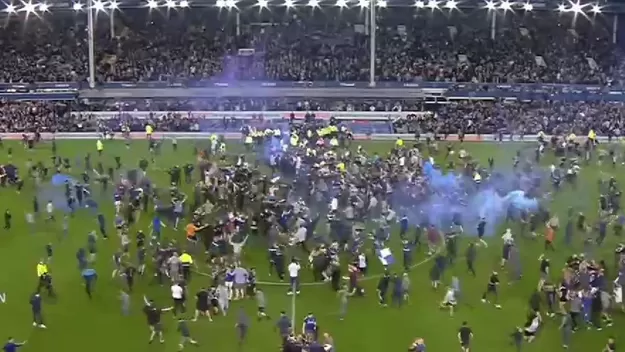 Everton se quedó en la Premier League e hinchas desataron la locura