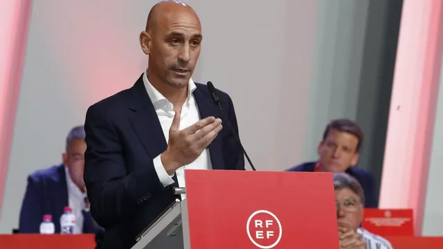 Federación Española de Fútbol pidió disculpas por el comportamiento de Luis Rubiales