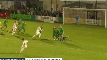 Felipe Chávez estuvo cerca de anotar un golazo con Bayern Múnich