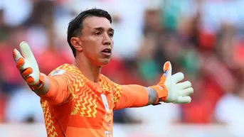 Fernando Muslera jugó enfermo ante España y Bielsa no sabía