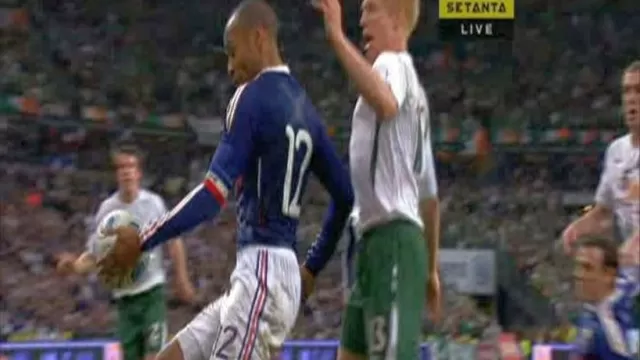 FIFA sobornó a Irlanda para no denunciar la mano de Thierry Henry