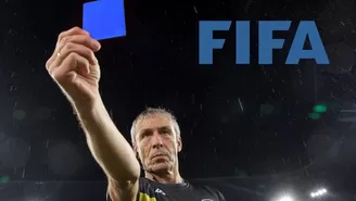 La FIFA se expresó respecto a la tarjeta azul. | Foto: www.telegraph.co.uk