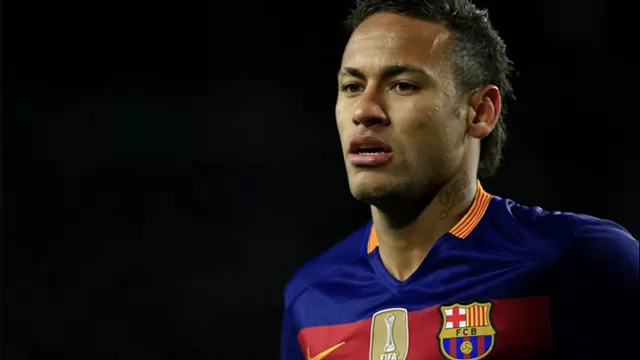 Neymar est&amp;aacute; dentro del equipo ideal del 2015.