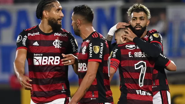 Flamengo venció 3-2 a la U. Católica en Chile y es líder del grupo H de Copa Libertadores
