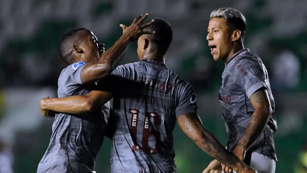 Fluminense apabulló 10-1 a Oriente Petrolero, pero quedó fuera de la Sudamericana