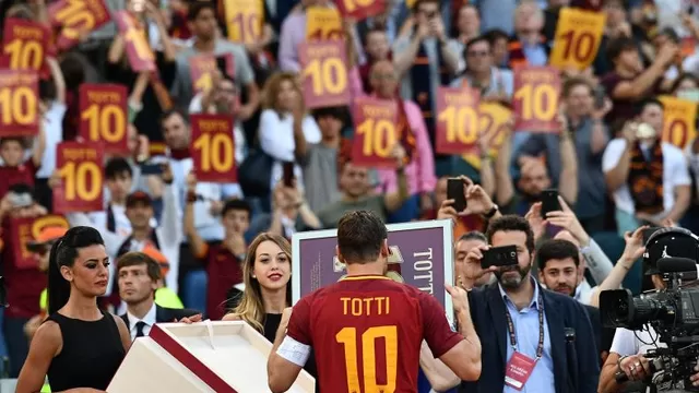 Francesco Totti: las imágenes de su sentido adiós a la Roma-foto-7