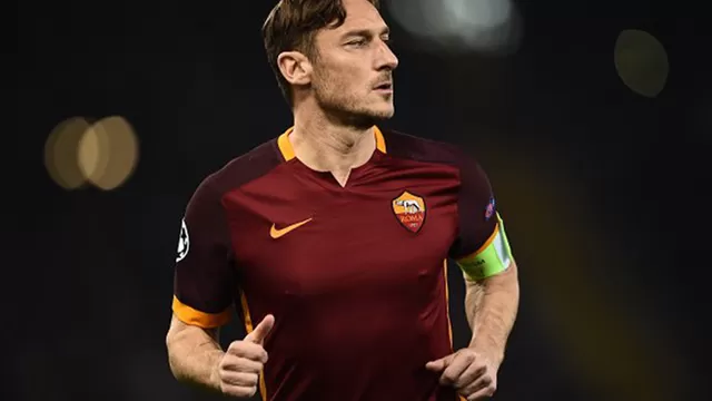 Francesco Totti, eterno capit&amp;aacute;n de la Roma.