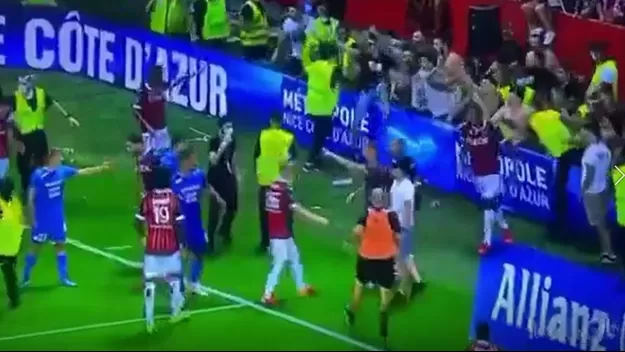 Francia: La cobarde agresión del asistente de Sampaoli a barrista del Niza