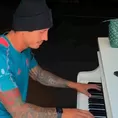 Gianluca Lapadula causó admiración con el piano en Cagliari