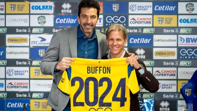 Buffon tiene 44 años. | Foto: Parma/Video: UEFA