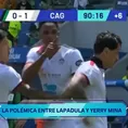 Yerry Mina tuvo polémico gesto con Gianluca Lapadula por no dejarle patear el penal