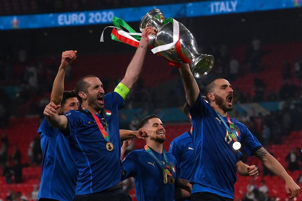 Giorgio Chiellini conquistó la Eurocopa 2021. | Foto: AFP