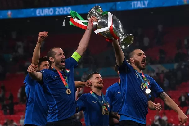 Giorgio Chiellini conquistó la Eurocopa 2021. | Foto: AFP