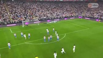 Iniciando el duelo, Valverde sacó un misil para poner arriba al Real Madrid en la Supercopa de España. | AD