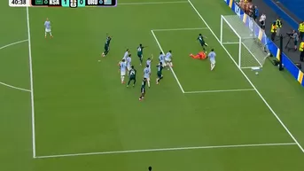 Baldazo de agua fría para Uruguay: gol de Al-Amri para el 1-0 de Arabia Saudí