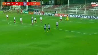 GOLAZO de Eryc Castillo para descontar Unión 2-1 Alianza Lima