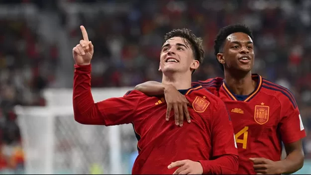 Golazo de Gavi: El español le anotó a Costa Rica con una magnífica volea