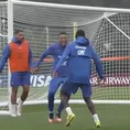El GOLAZO que metió Mbappé en los entrenamientos de Francia previo al duelo con Marruecos El GOLAZO que metió Mbappé en los entrenamientos de Francia previo al duelo con Marruecos