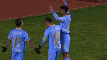 Gomes no perdonó y puso el 1-0 de Bolívar sobre Sporting Cristal