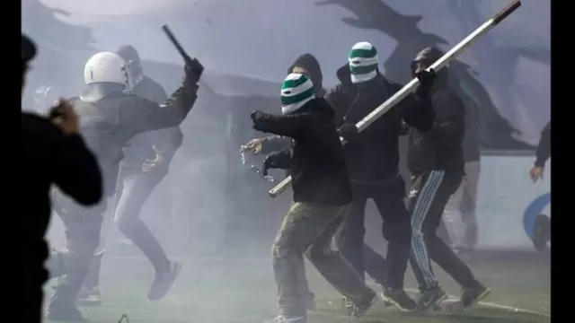 Grecia suspende indefinidamente la liga de fútbol para combatir la violencia