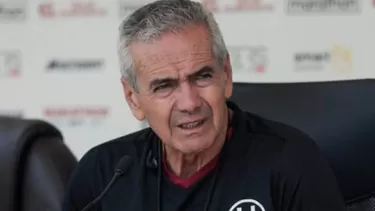 Gregorio Pérez, entrenador uruguayo de 72 años. | Foto: Universitario