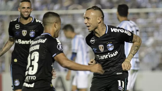 Gremio venció 2-0 al Atlético Tucumán en la ida de cuartos de Copa Libertadores