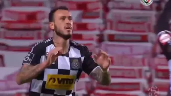 Gustavo Dulanto anotó un golazo ante el Benfica por la Liga de Portugal