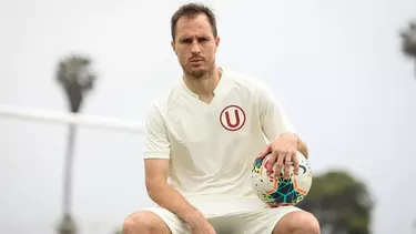 Hernán Novick se retiró del fútbol a los 36 años. Jugó 52 partidos y anotó 12 goles con Universitario. Hernán Novick se retiró del fútbol a los 36 años. Jugó 52 partidos y anotó 12 goles con Universitario.