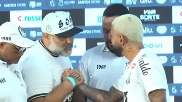 Hinchas de Santos advirtieron a Gabigol durante su presentación