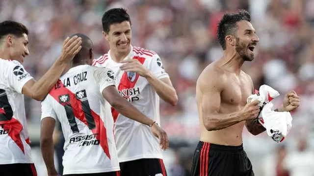 Revive aquí el golazo de Ignacio Scocco | Video: ESPN.