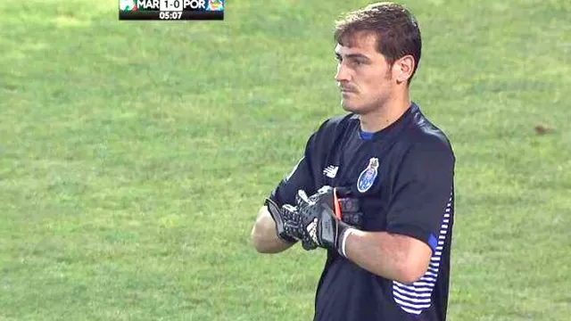 Iker Casillas recibió su primer gol oficial con Porto