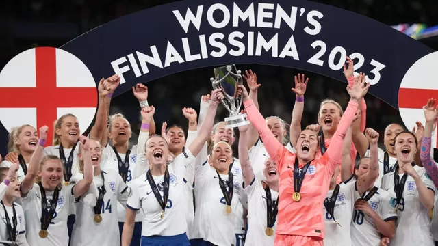 Inglaterra ganó la Finalissima femenina al superar a Brasil en los penales